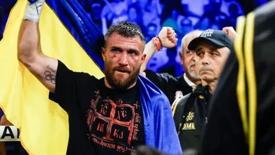 Василий Ломаченко