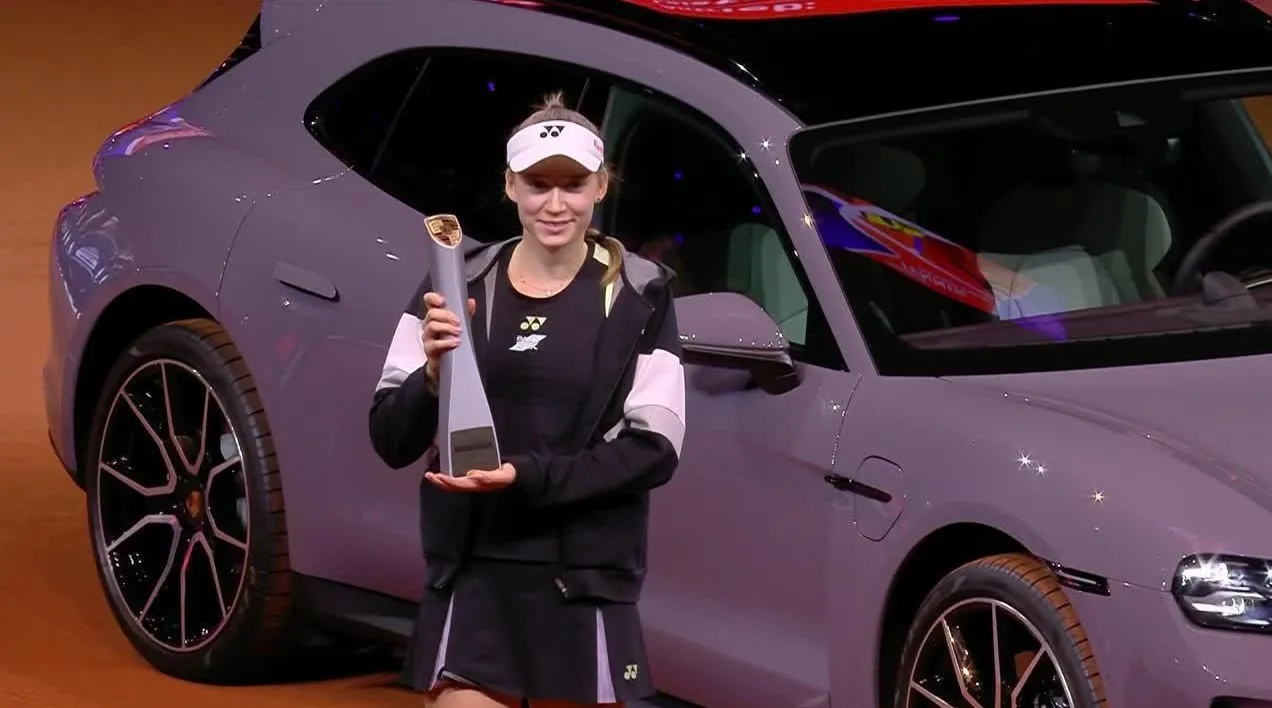 Елена Рыбакина — Porsche за победу на турнире в Штутгарте (зарубежный спонсор) Елена Рыбакина — Porsche за победу на турнире в Штутгарте (зарубежный спонсор) фото на sportnews.kz от 11 апреля 2025 14:45