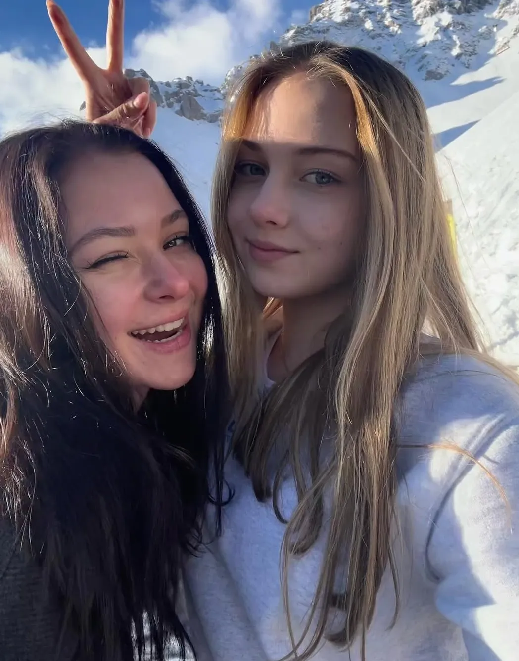 Фигуристка Самоделкина поделилась впечатлениями от поездки на Медео с семьей Фигуристка Самоделкина поделилась впечатлениями от поездки на Медео с семьей фото на sportnews.kz от 21 апреля 2025 09:38