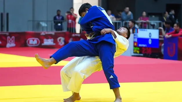 Казахстанские дзюдоисты успешно стартовали на чемпионате Азии в Бангкоке