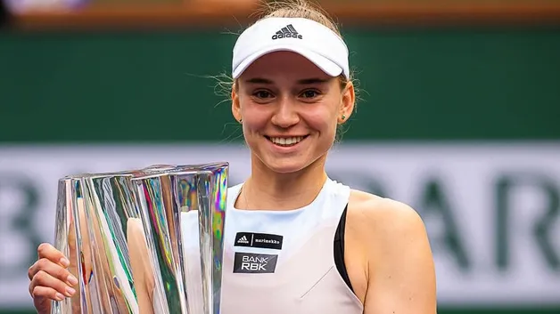 Елена Рыбакина