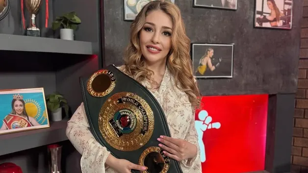 Самая сексуальная боксерша Казахстана сделала неожиданный анонс