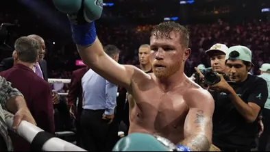 Канело Альварес — вновь абсолютный чемпион мира во втором среднем весе