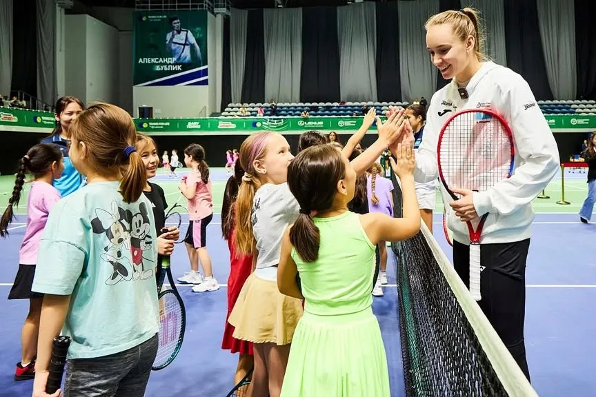 Елена Рыбакина предстала в неожиданном амплуа Елена Рыбакина предстала в неожиданном амплуа фото на sportnews.kz от 06 мая 2025 11:48