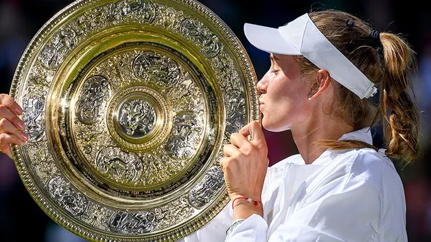 Елена Рыбакина