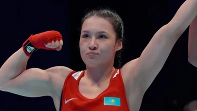 Элина Базарова