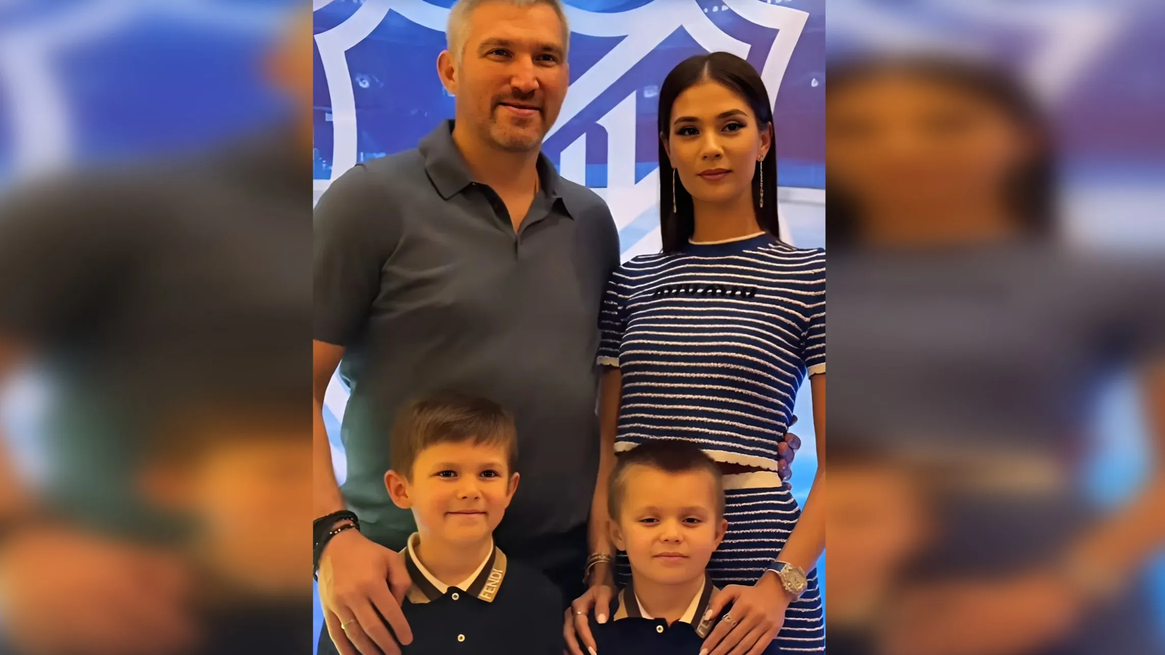 Овечкин вернулся в Россию — и открыл в себе певческие способности фото на sportnews.kz от 28 мая 2025 15:14