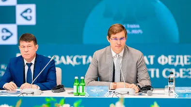 Тимур Турлов