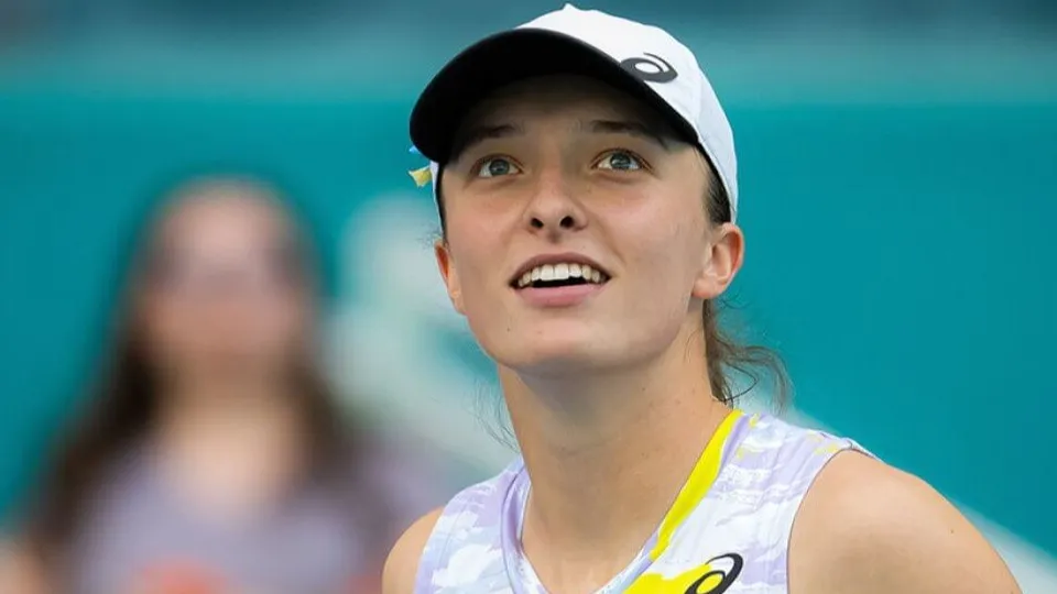 Теннис Ига Швентек фото на sportnews.kz от 30 мая 2025 20:25