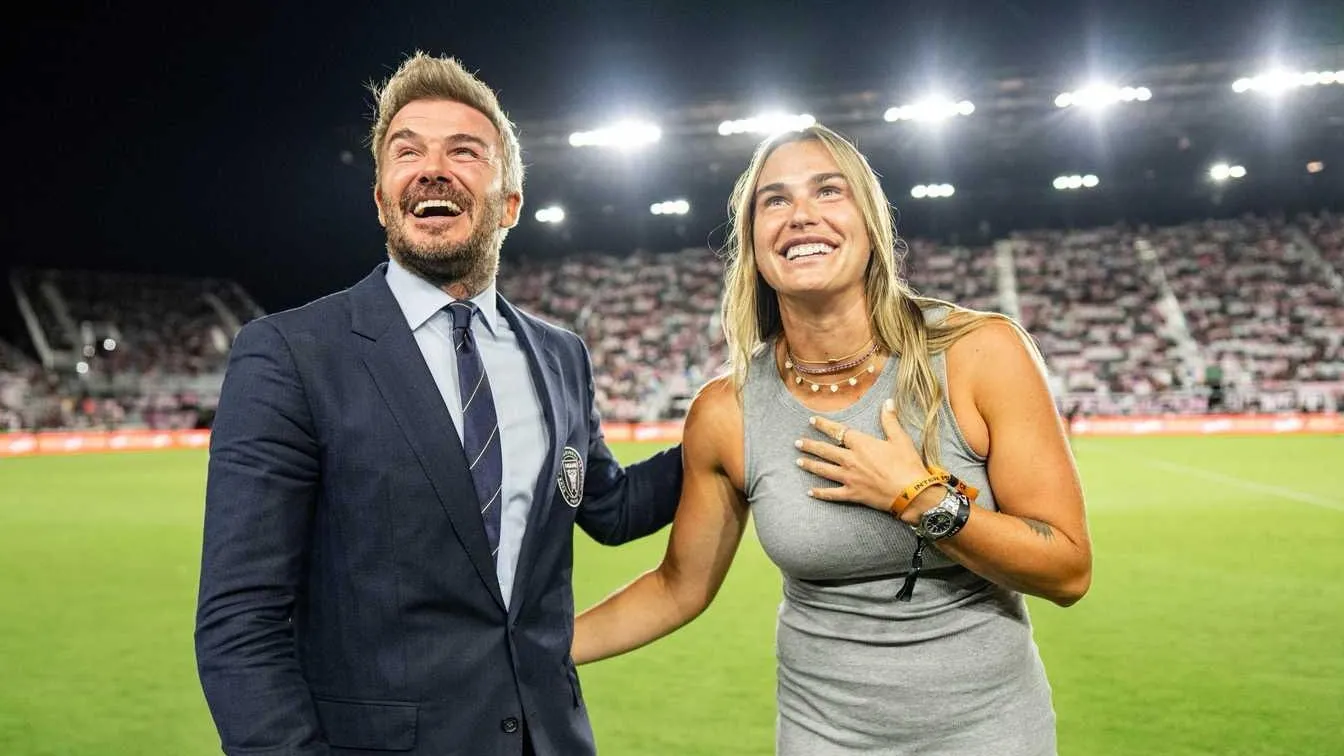 Дэвид Бекхэм (слева) и Арина Соболенко (справа) фото на sportnews.kz от 03 июня 2025 13:00