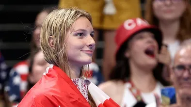 Олимпийская чемпионка Саммер Макинтош побила мировой рекорд: зрители сыграли роль