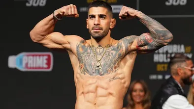 Топурия пообещал зрелище в бою с Оливейрой на UFC 317: что готовит экс-чемпион