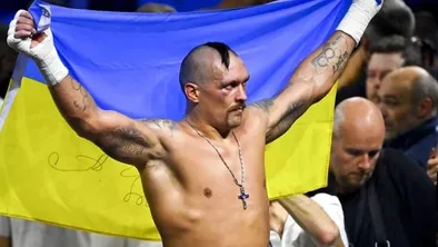Александр Усик