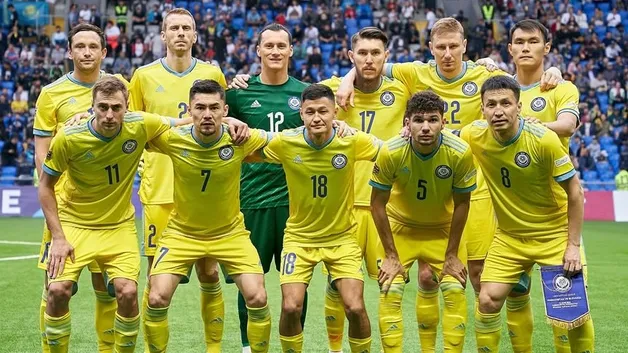 Сборная Казахстана по футболу ввела "Красный день": тренировки выходят на новый уровень