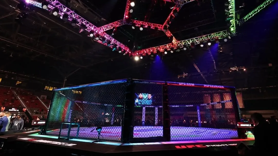 Октагон UFC Октагон UFC фото на sportnews.kz от 22 июня 2025 12:39