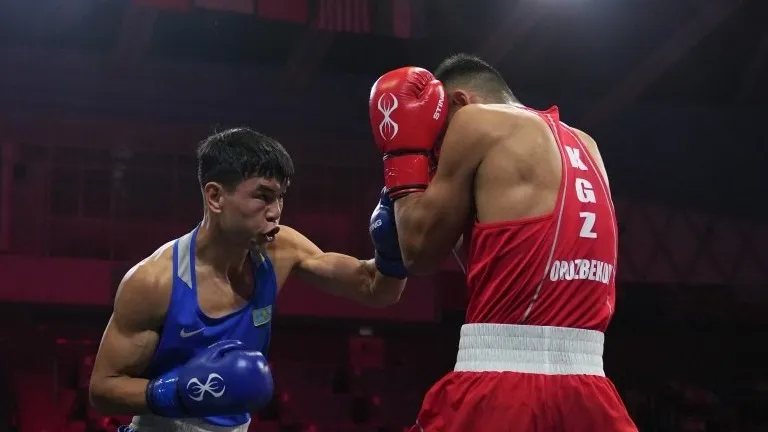 Абылайхан Жусупов (слева) Абылайхан Жусупов (слева) фото на sportnews.kz от 30 июня 2025 16:30