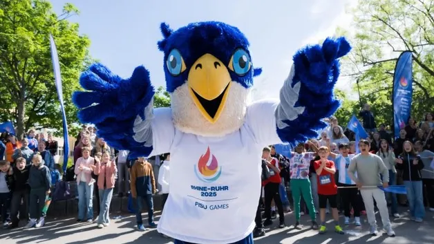 Сокол-сапсан Ванда — талисман FISU World University Games 2025 в Рейнско-Рурском регионе.