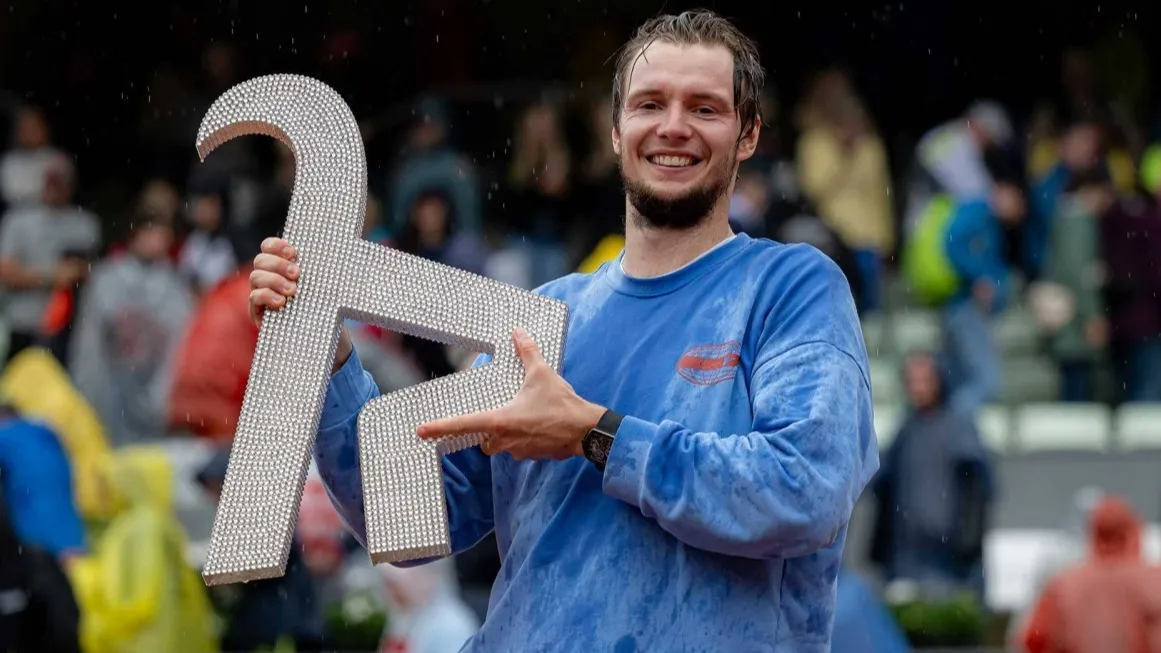 Грунтовый король: Бублик выиграл 12 из 13 матчей после "Ролан Гаррос" фото на sportnews.kz от 28 июля 2025 08:04