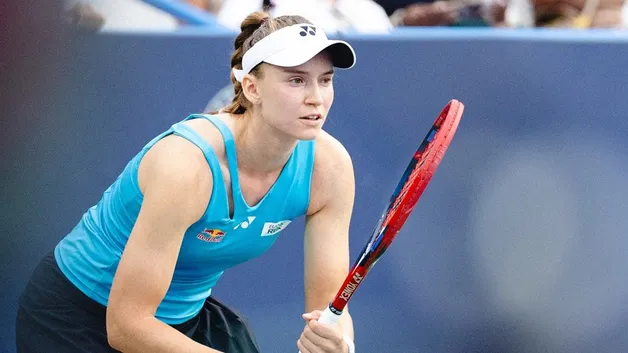 Елена Рыбакина уверенно вышла в третий круг WTA-1000 в Монреале: легкая победа