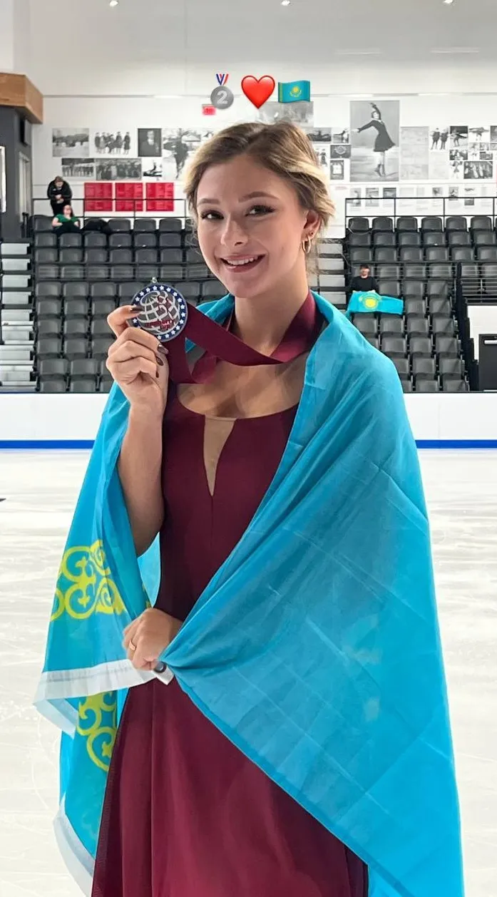 Серебряный старт: Софья Самоделкина открыла сезон медалью в США фото на sportnews.kz от 11 августа 2025 08:20