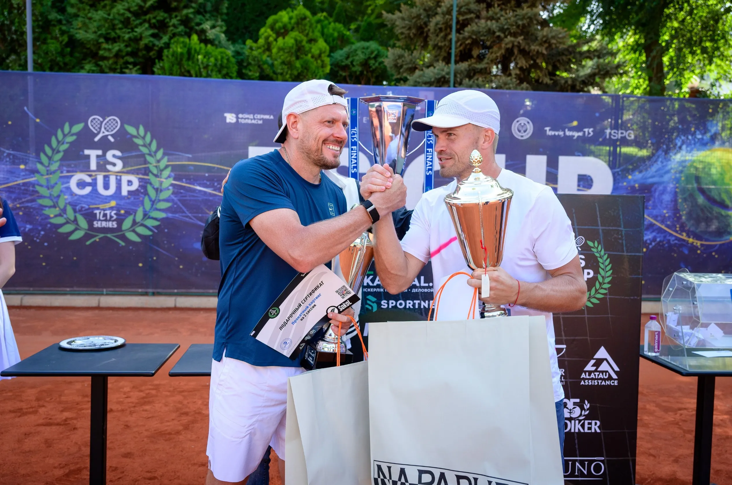 Теннисные страсти и сенсации TS CUP 6: TLTS вернулся с триумфом Теннисные страсти и сенсации TS CUP 6: TLTS вернулся с триумфом фото на sportnews.kz от 03 сентября 2025 13:58