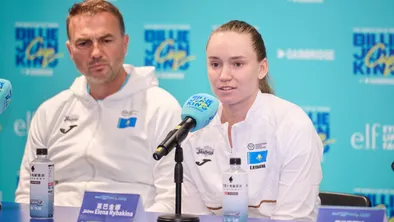 Перед встречей с Пегулой и Наварро: Елена Рыбакина рассказала о подготовке сборной