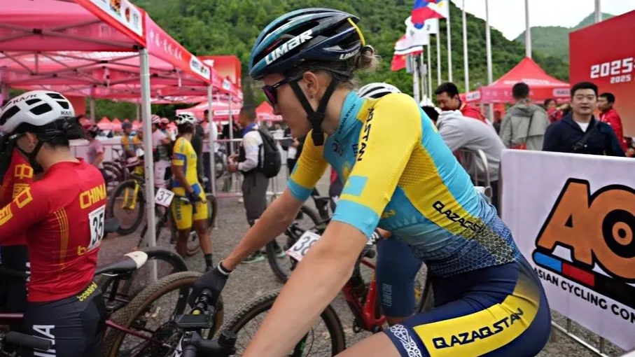 Трасса чемпионата мира оказалась непреодолимой для гонщиц из Казахстана фото на sportnews.kz от 26 сентября 2025 13:29
