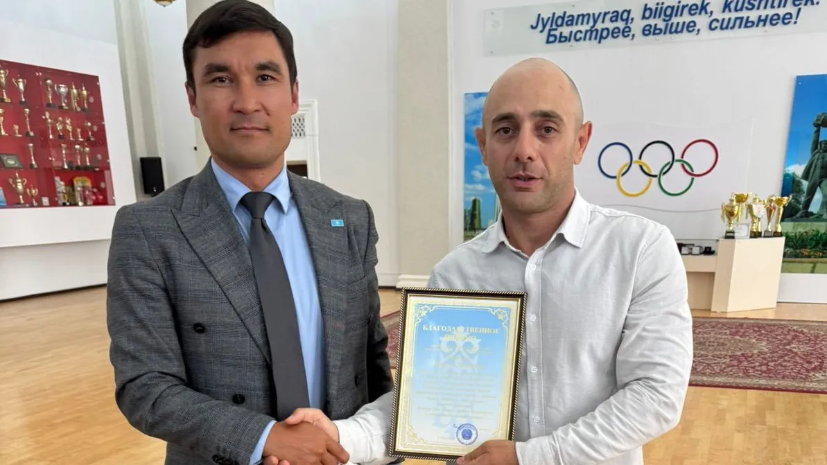 «Салюс»: школа борьбы и путь чемпиона фото на sportnews.kz от 26 сентября 2025 12:19