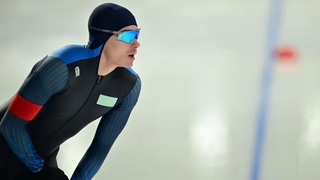 Лучшие конькобежцы страны вышли на лед Астаны: впереди борьба за места в сборной