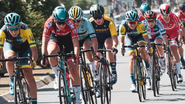 79-летняя велогонщица покорила участников заезда Giro d’Almaty 