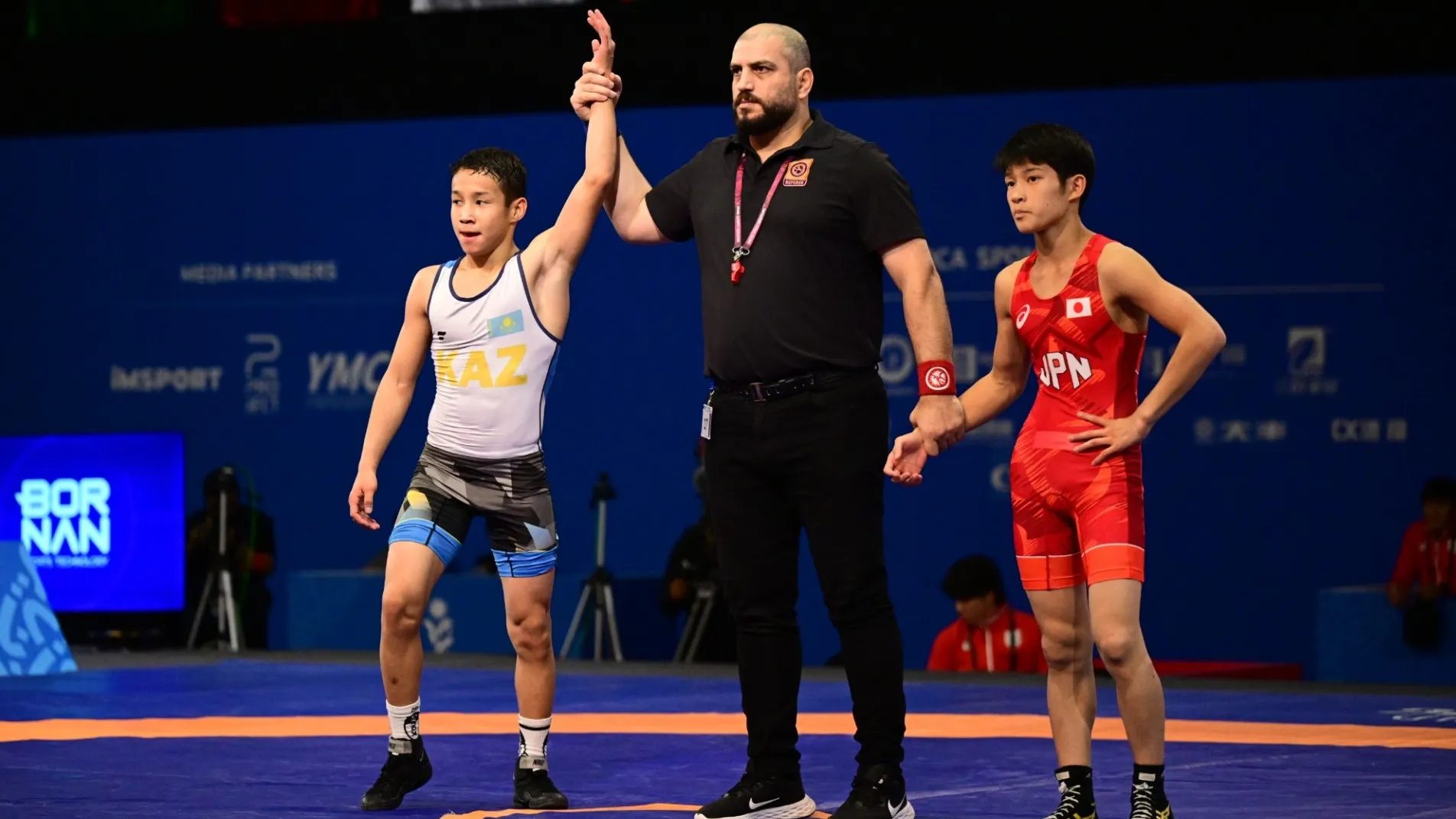 Юный борец из Казахстана вырвал победу в поединке за бронзу на Азиатских играх Юный борец из Казахстана вырвал победу в поединке за бронзу на Азиатских играх фото на sportnews.kz от 29 октября 2025 12:15