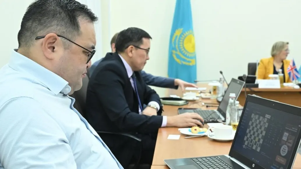 Казахстанские депутаты обыграли британских парламентариев в шахматном онлайн-матче фото на sportnews.kz от 30 октября 2025 15:46