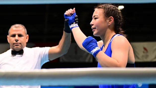 Сестры-боксерши из Казахстана стали чемпионками юношеских Игр в один день