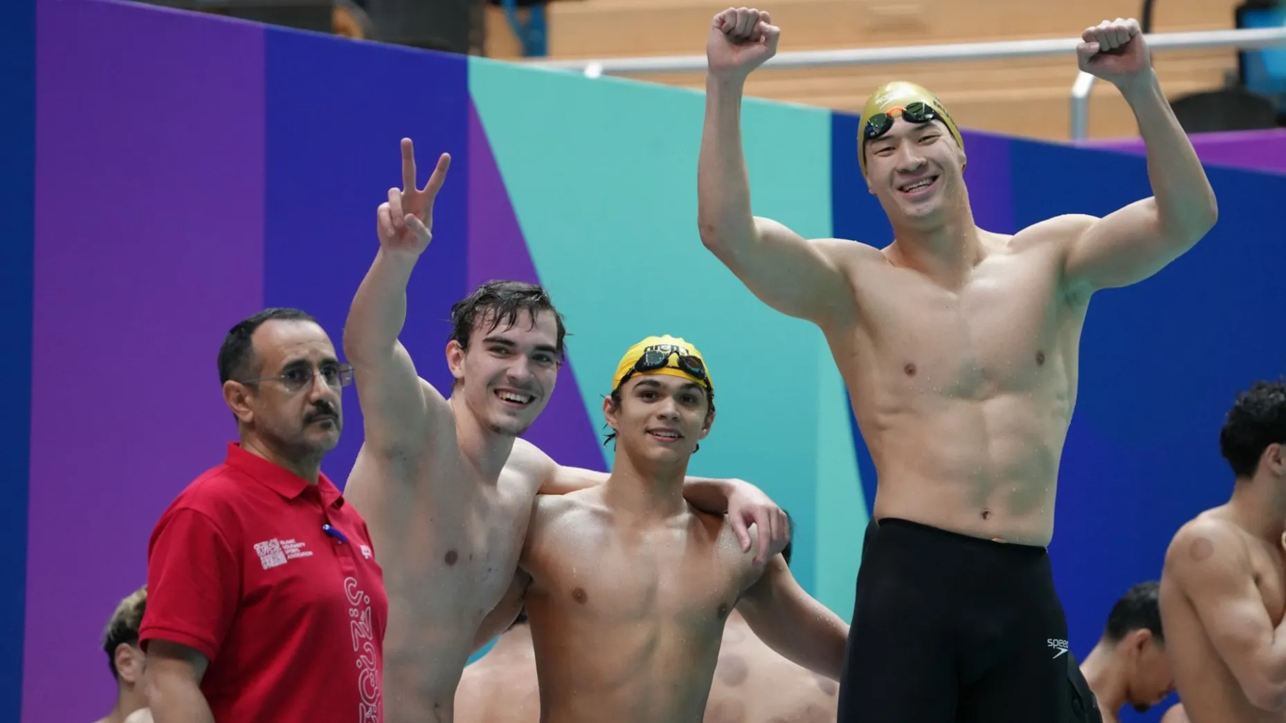 Золотой баттерфляй и серебро эстафеты: как пловцы Казахстана выступили в Эр-Рияде фото на sportnews.kz от 10 ноября 2025 15:45