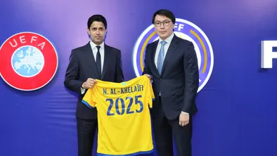 Президент ПСЖ посетил Казахстан: о чем говорил Нассер Аль-Хелаифи с главой КФФ