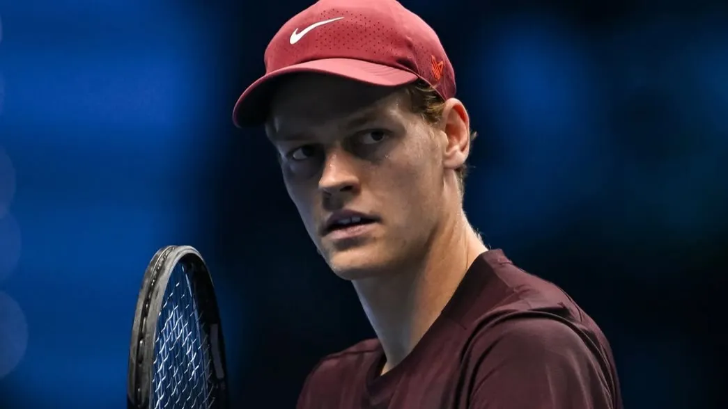 Янник Синнер начал защиту титула: как прошел стартовый матч Итогового турнира ATP фото на sportnews.kz от 11 ноября 2025 13:16