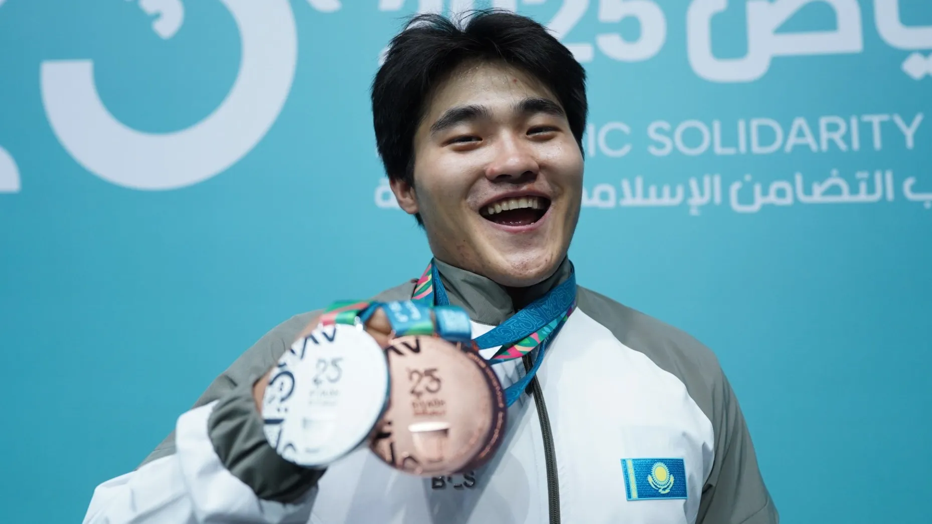 Травма и медали: Емберды рассказал, чего стоил успех на Играх исламской солидарности фото на sportnews.kz от 11 ноября 2025 13:47