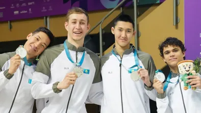 Эмоции и личные рекорды: как сборная Казахстана по плаванию оценила свое выступление