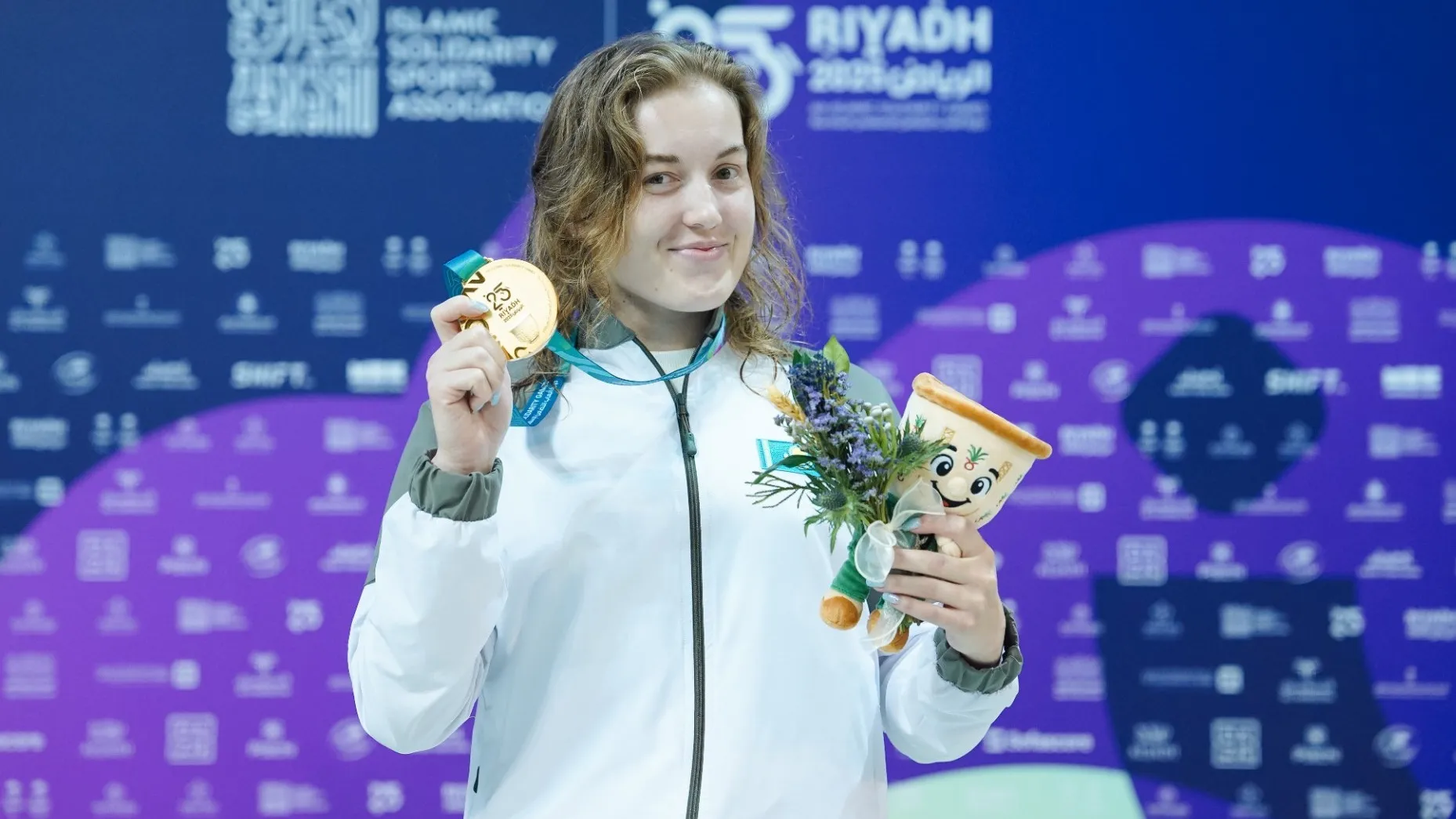 Пловчиха Софья Сподаренко принесла Казахстану золото: как прошла борьба фото на sportnews.kz от 13 ноября 2025 14:26