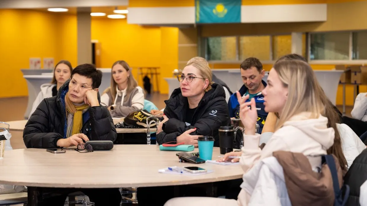 В Астане завершился семинар ISU: какие новшества ждут тренеров по шорт-треку и судей фото на sportnews.kz от 14 ноября 2025 10:49