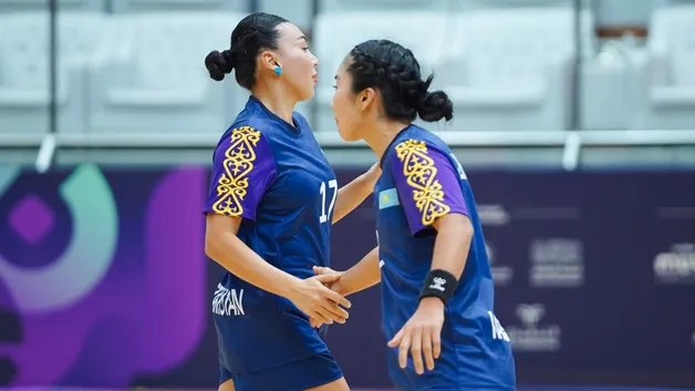 Женский гандбол Казахстана открывает турнир победой: впереди Азербайджан