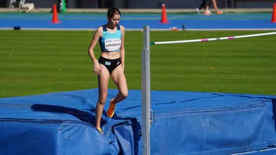 Казахстанская легкоатлетка взяла золото на Сурдлимпиаде в Токио Казахстанская легкоатлетка взяла золото на Сурдлимпиаде в Токио