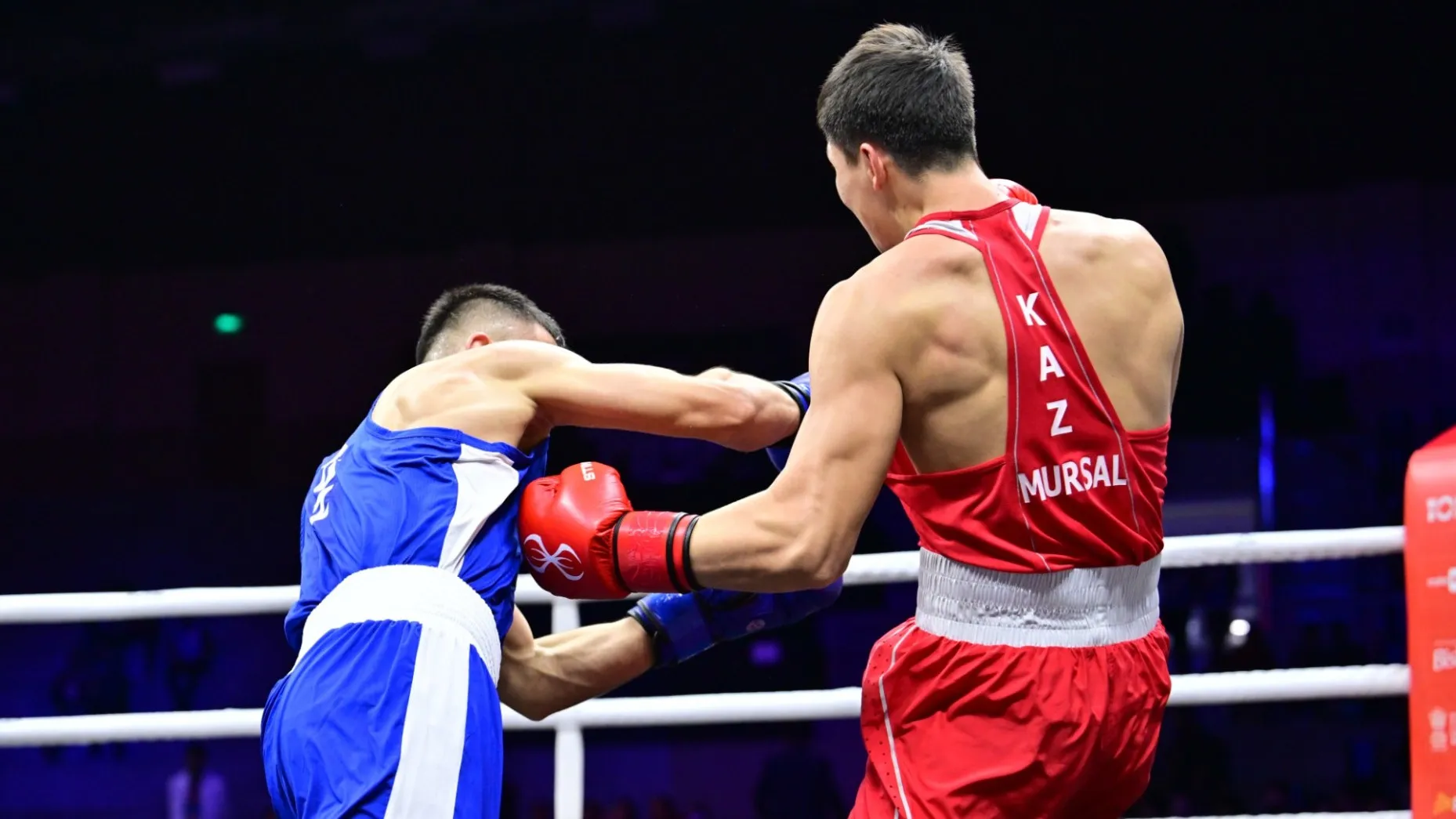 Нурбек  Мурсал пробился в финал КМ: как казахстанец переиграл украинского соперника фото на sportnews.kz от 20 ноября 2025 12:48