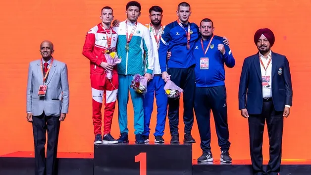 Хозяева Кубка мира по боксу перехватили лидерство у Узбекистана