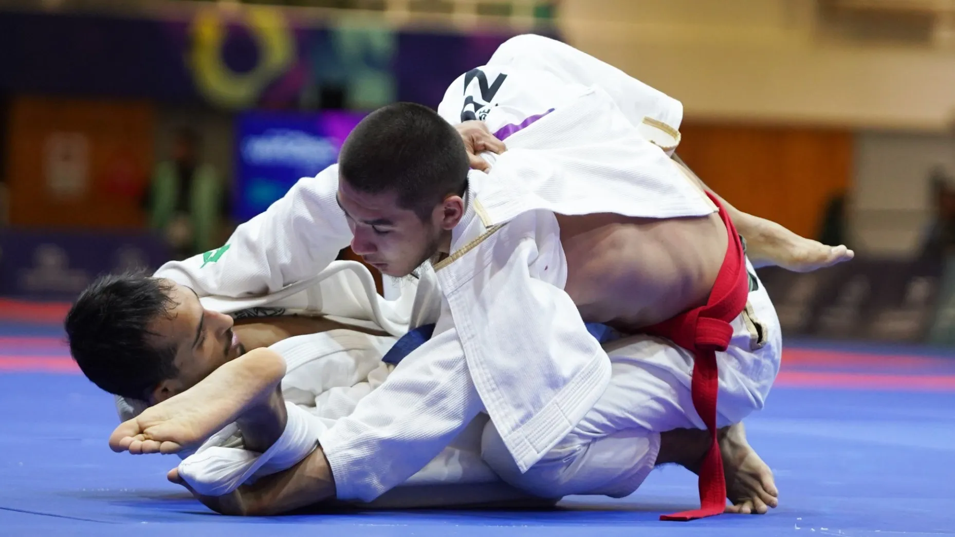 Соперник недавно стал чемпионом мира: как досталось золото казахстанскому чемпиону Исламиады фото на sportnews.kz от 21 ноября 2025 13:19