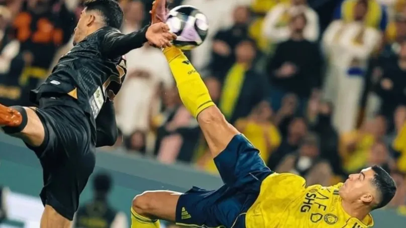 Криштиану Роналду принес победу «Аль-Насру» эффектным голом через себя фото на sportnews.kz от 24 ноября 2025 09:19