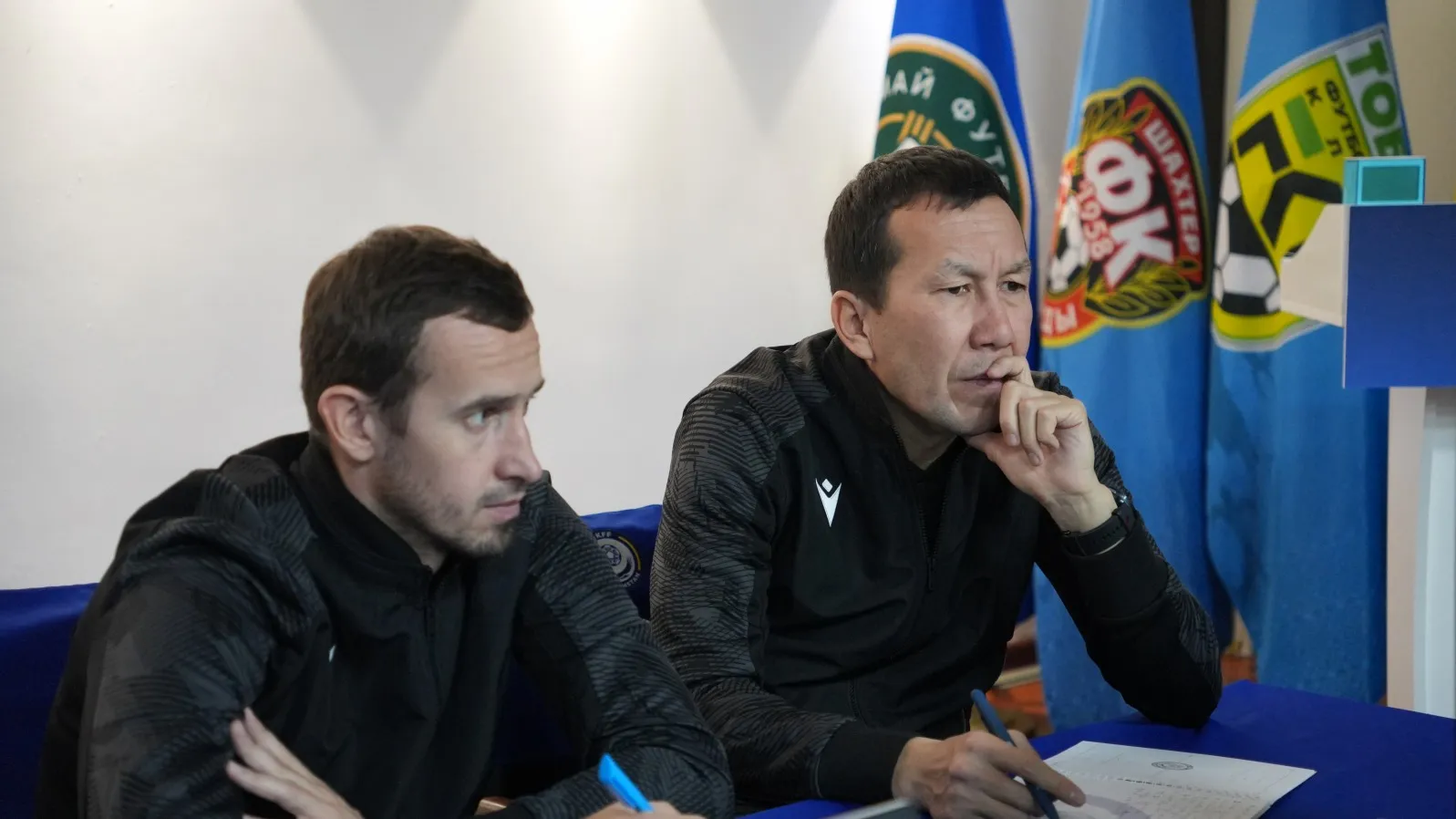 КФФ обновила систему обучения арбитров Премьер-лиги фото на sportnews.kz от 26 ноября 2025 12:56