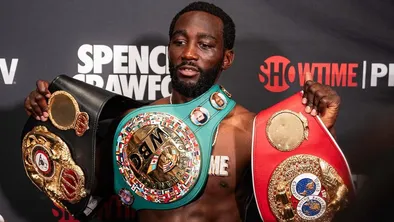 Теренс Кроуфорд лишился титула WBC: что произошло