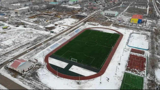 Стадион в Алге