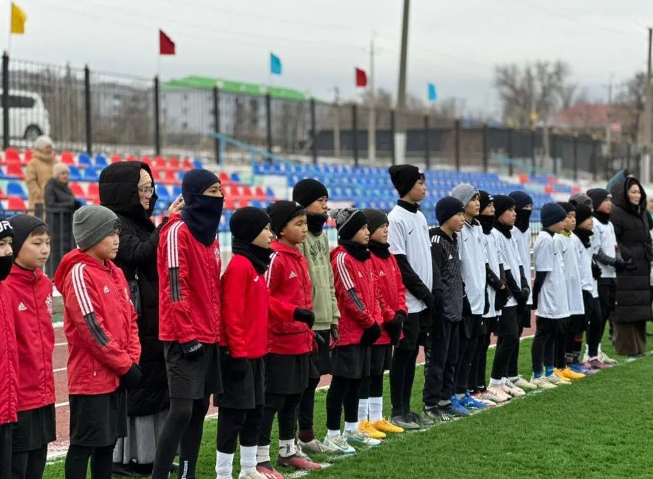 Стадион в Алге фото на sportnews.kz от 10 декабря 2025 09:42